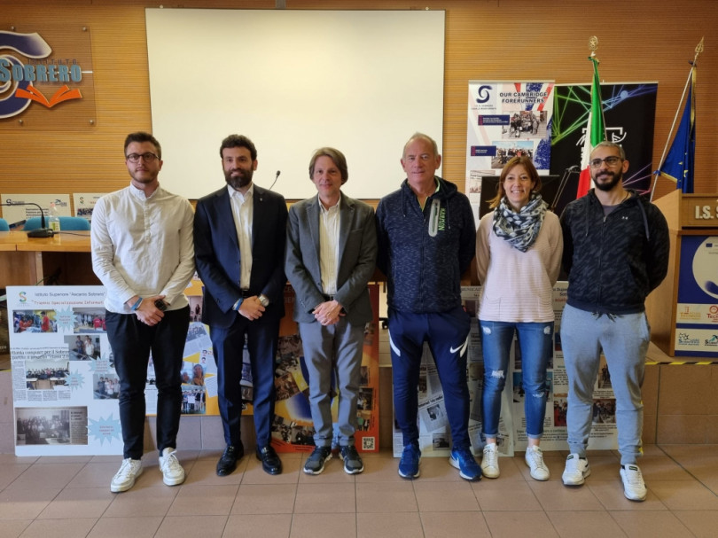 Coach Edoardo Casalone parla agli studenti del Liceo Sportivo